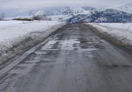 Når veiene er så dårlig som opp til Lauvdalen, så....